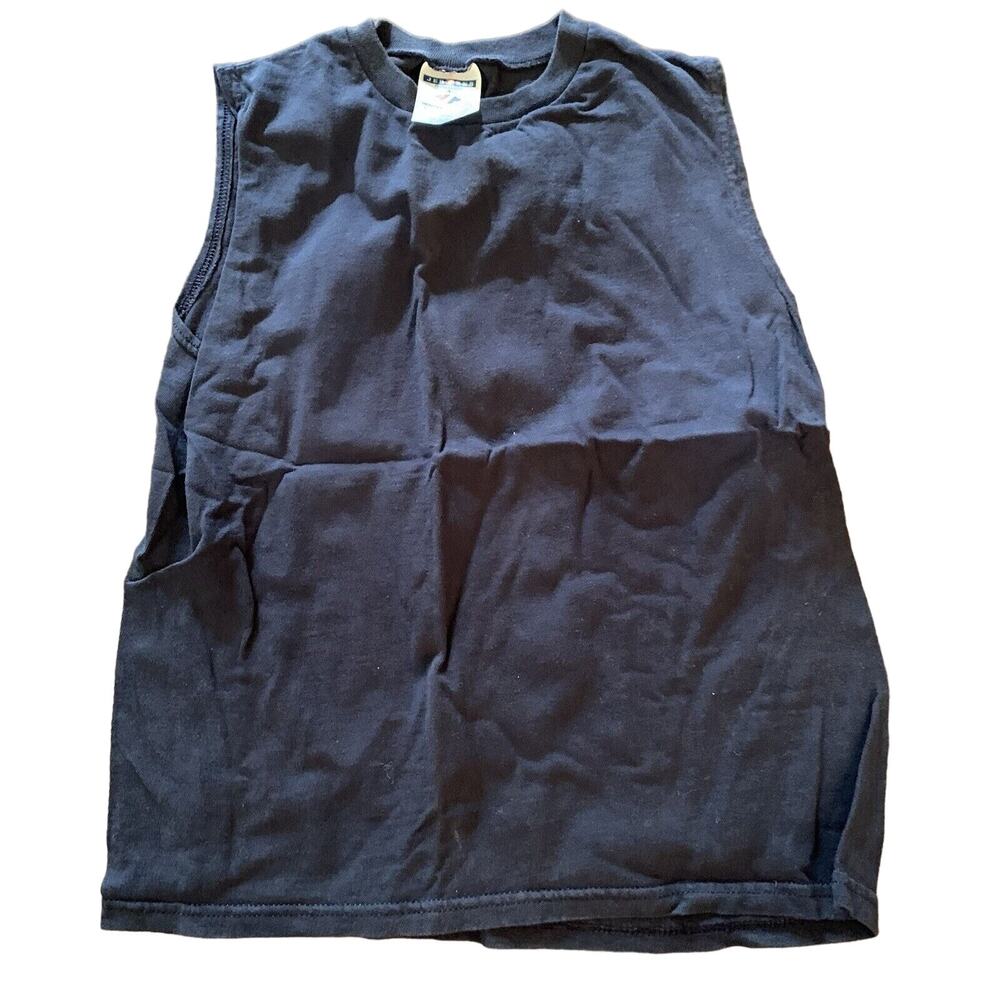 women's sleeveless top